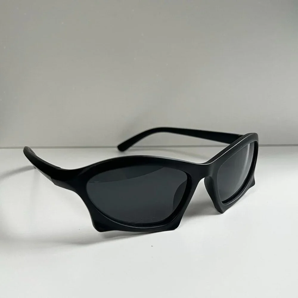 y2k 2000s vintage style black utility surfer sunglasses